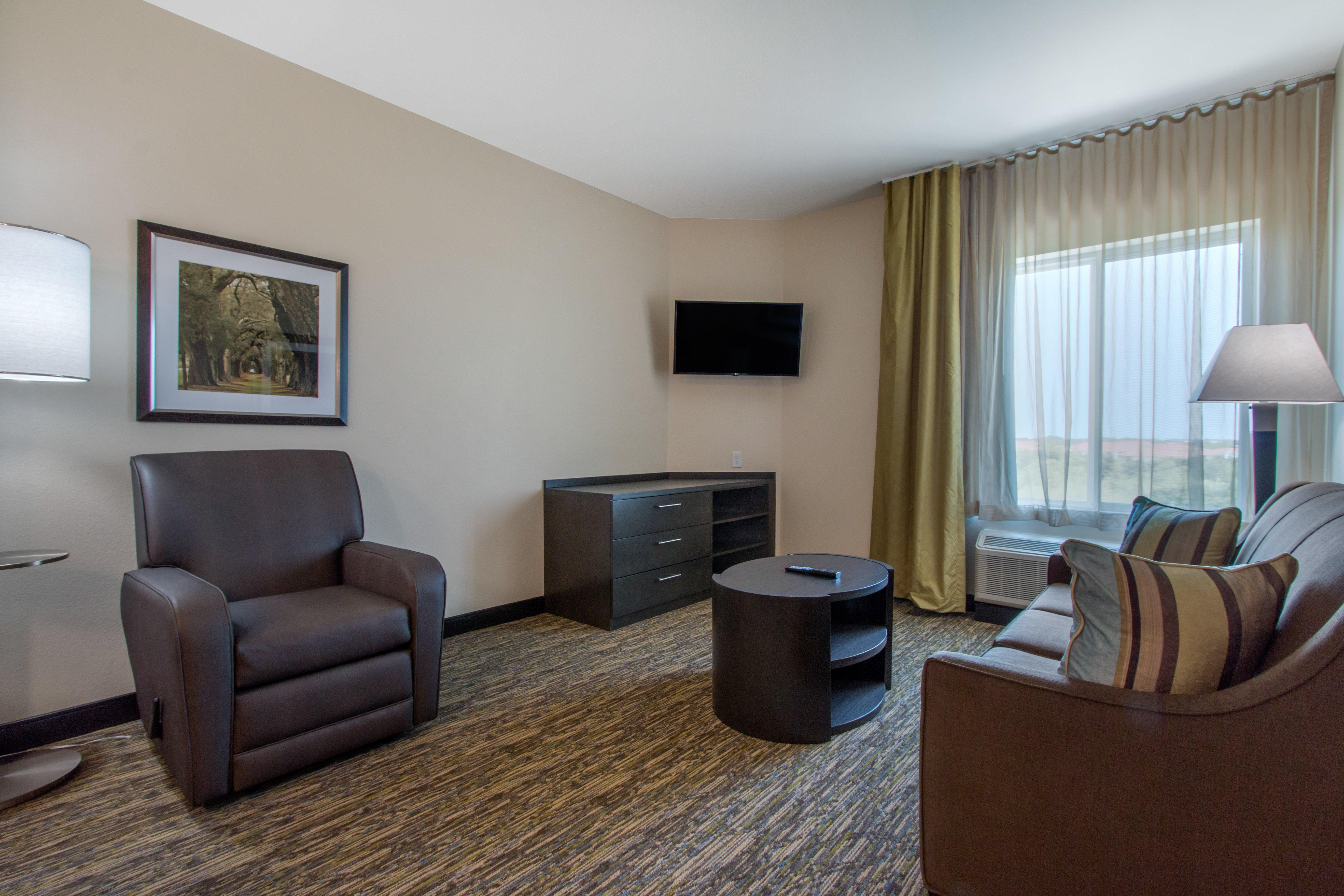 แคนเดิลวู้ด สวีท ซานอันโตนิโอ เลคแลนด์ เอแอฟบี แอเรีย Hotel ภายนอก รูปภาพ